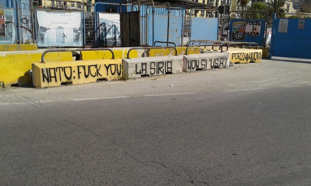 “NATO FUCK YOU” – Scritte e cori al Consolato Americano di Napoli