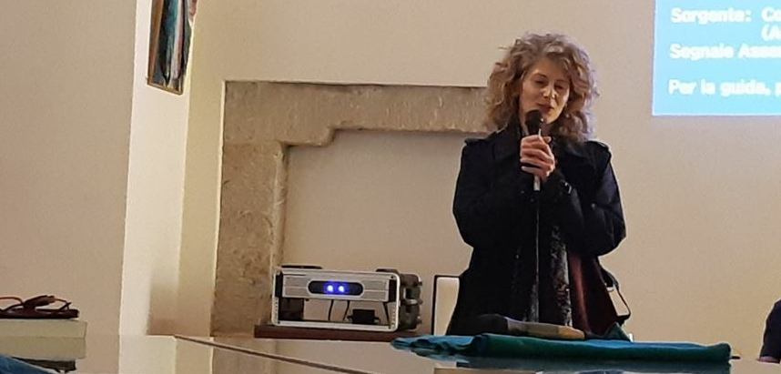 DUBBI – Quelli di Lorena e Daniele sulla morte dei “poliziotti vegetariani”. E a chi serve il gioco al massacro su Manganaro?