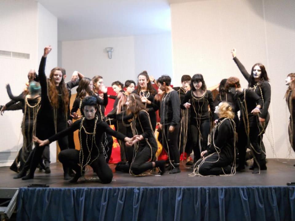 TEATRO SCUOLA – Il Liceo Basile di Messina premiato ad Acireale