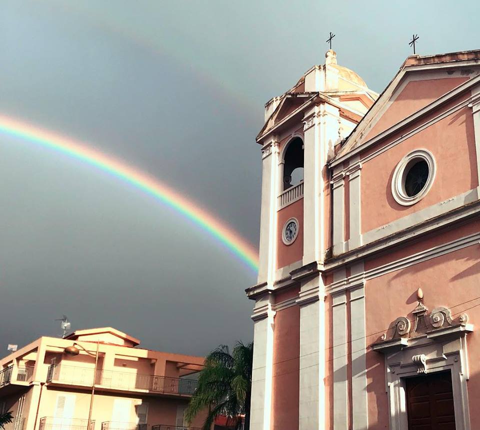 SUGGESTIONI DI MAGGIO – L’Arcobaleno dell’Annunziata