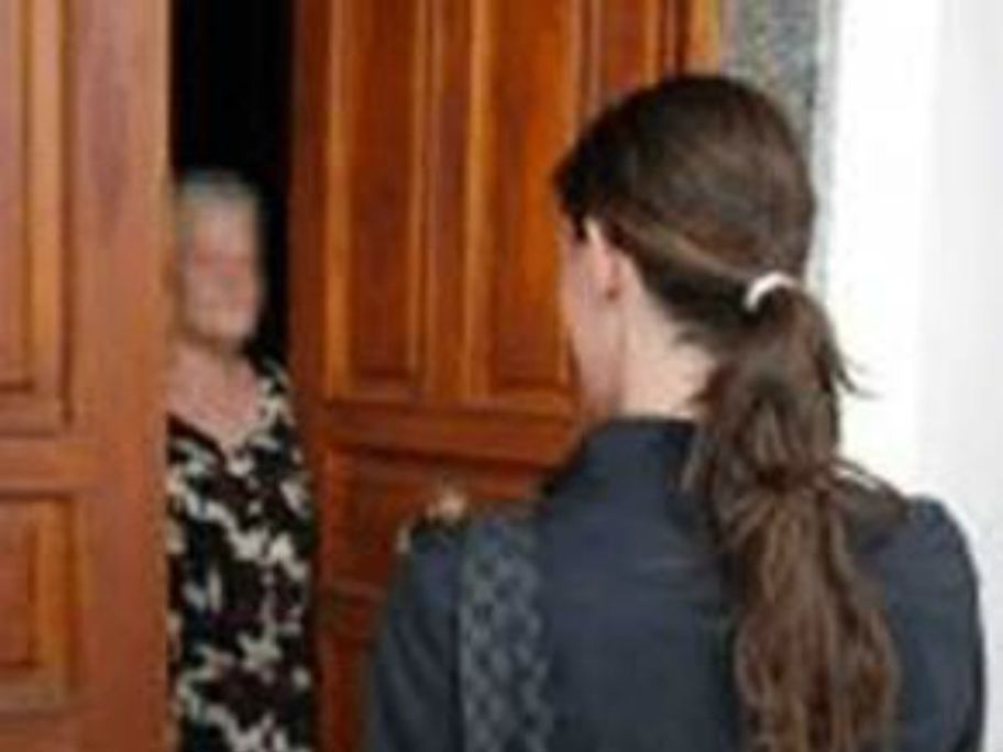 TRUFFE – A Capo d’Orlando due donne si fingono “Medici della Mutua” e raggirano un’anziana