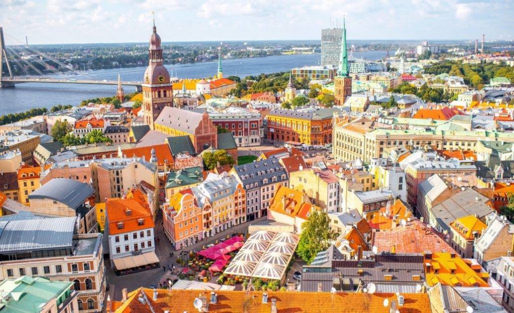 DISCOVER JOURNALISM – Cercasi 5 giovani aspiranti giornalisti per uno stage a Riga