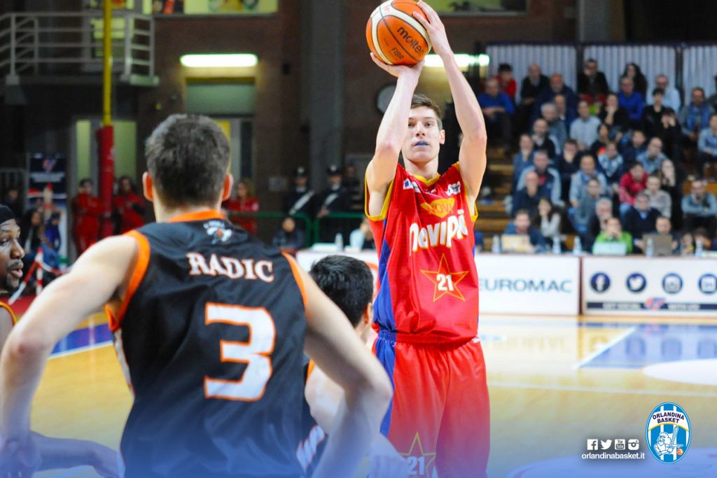 BASKET – Orlandina, faccia pulita e gambe d’acciaio: firmato Simone Bellan