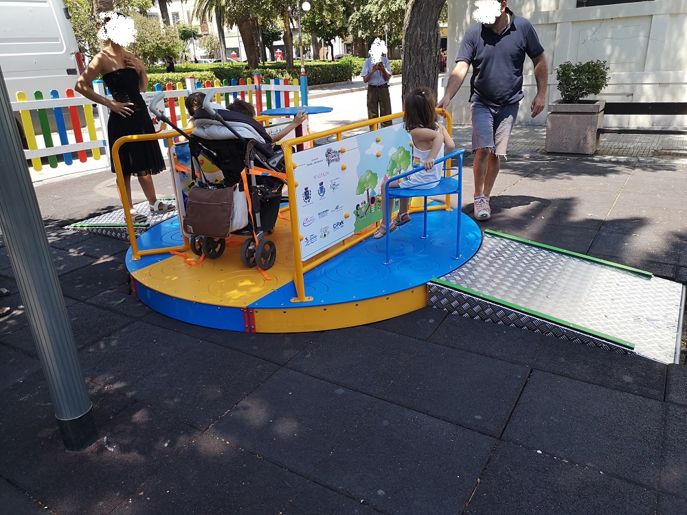 CAPO D’ORLANDO – Giostrina “inclusiva” nell’Isola del gioco