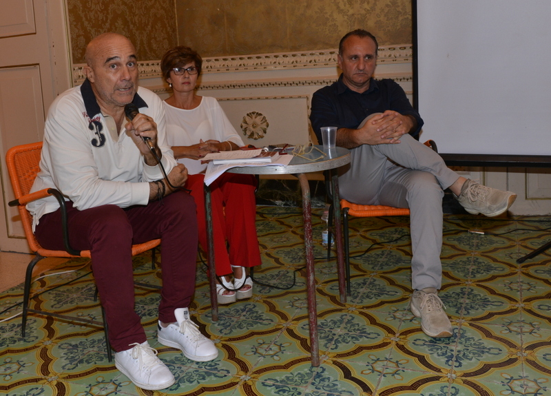 LIBRI, CINEMA & FICARRA – Luciano Mirone presenta il suo libro “il Set delle Meraviglie”