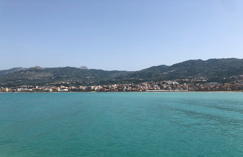 SANT’AGATA MILITELLO – Acqua sporca in mare. Mancuso scrive ai colleghi sindaci