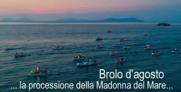 FOTO, FEDE, ESTATE – La Processione del Mare.. a Brolo. Quando bastano due scatti per raccontarla