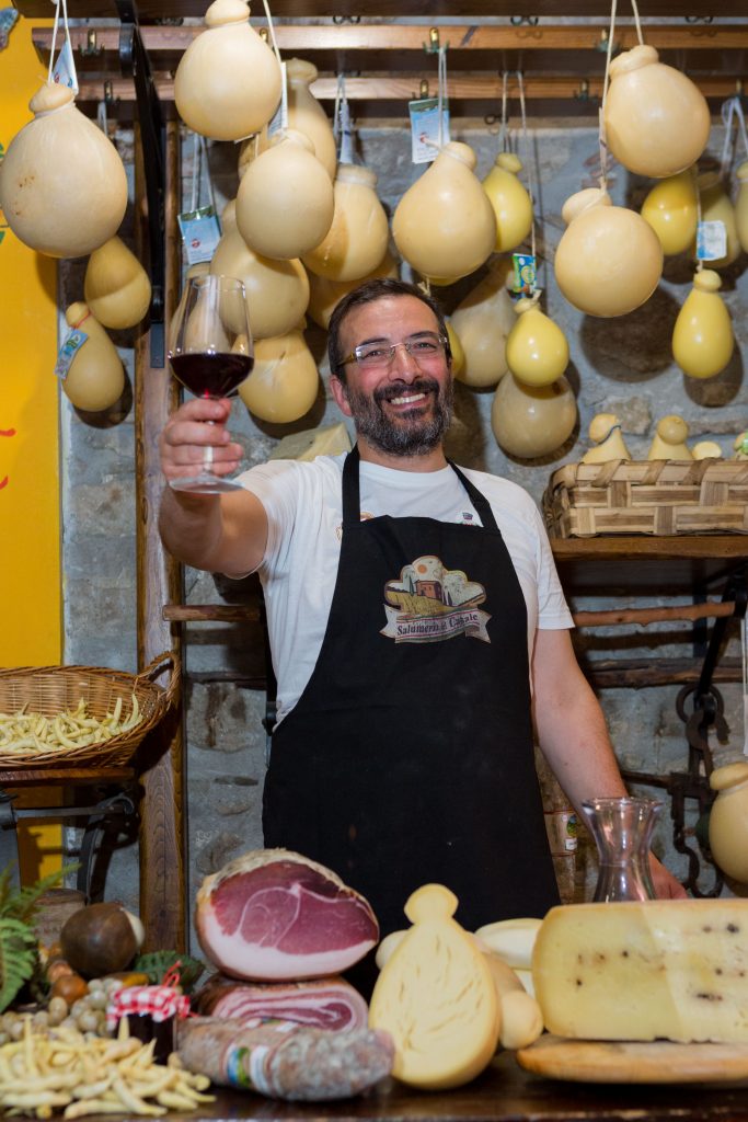 GIUSEPPE CALABRESE – A Floresta è il nuovo assessore, si occuperà tra l’altro di Commercio, Mercato ed Eventi