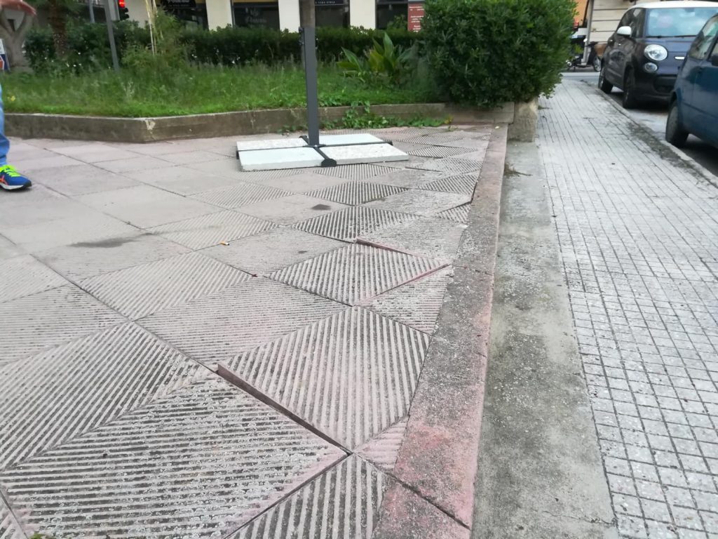 CAPO D’ORLANDO – Viabilità, il Meetup orlandino boccia i marciapiedi