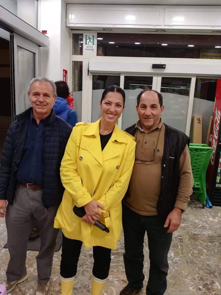 “STRISCIA” L’AGENZIA – A Brolo Stefania Petix. Finirà su Canale 5 il presunto affaire delle crociere fantasma