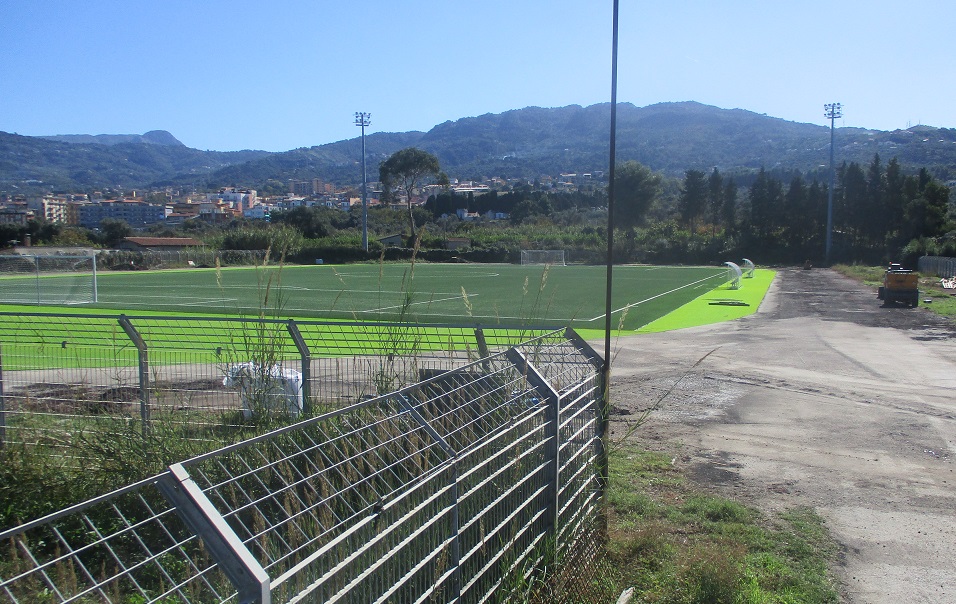 SANT’AGATA MILITELLO – Finanziamento Stadio Fresina, l’opposizione interroga