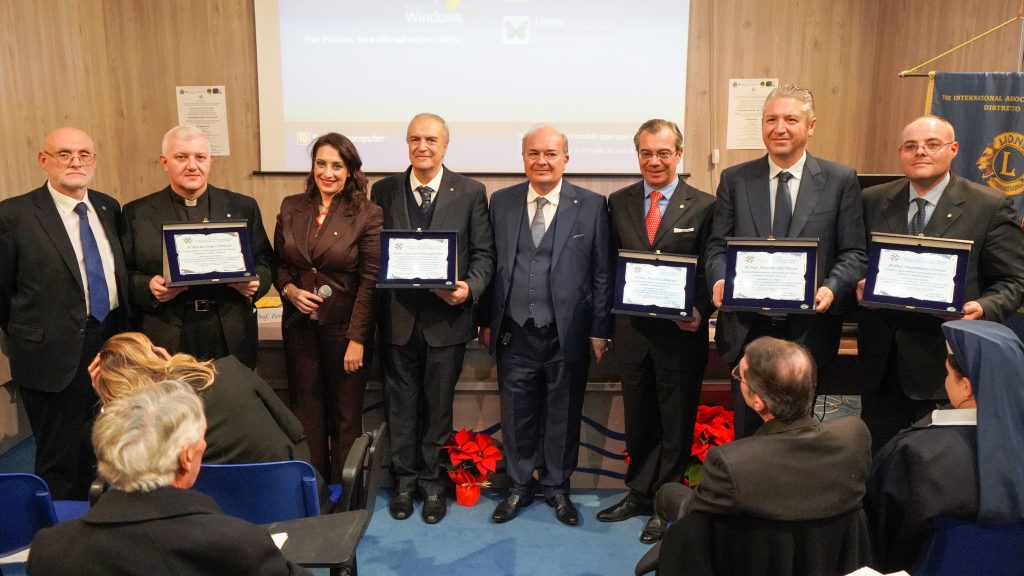 EURO E FINANZA ETICA – Un convegno sulle sfide della moneta unica alla prova delle esigenze sociali del nuovo millennio