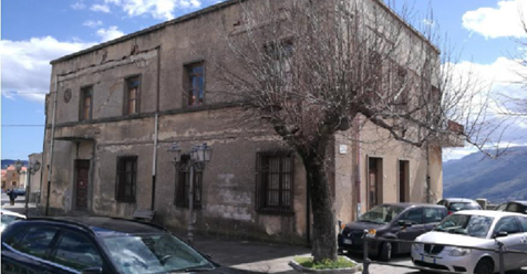 MEMORIE CHE VANNO VIA – A Naso un altro pezzo el patrimonio architettonico del paese, per il dissesto, sarà abbattuto
