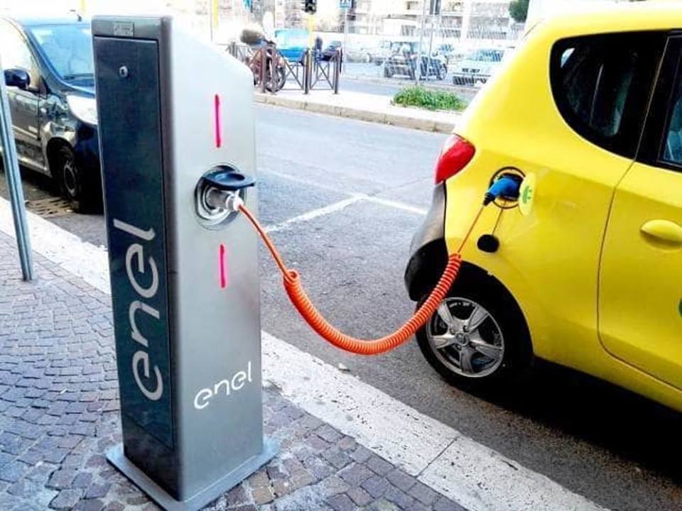 PIRAINO – Tra viabilità e ricariche auto elettriche