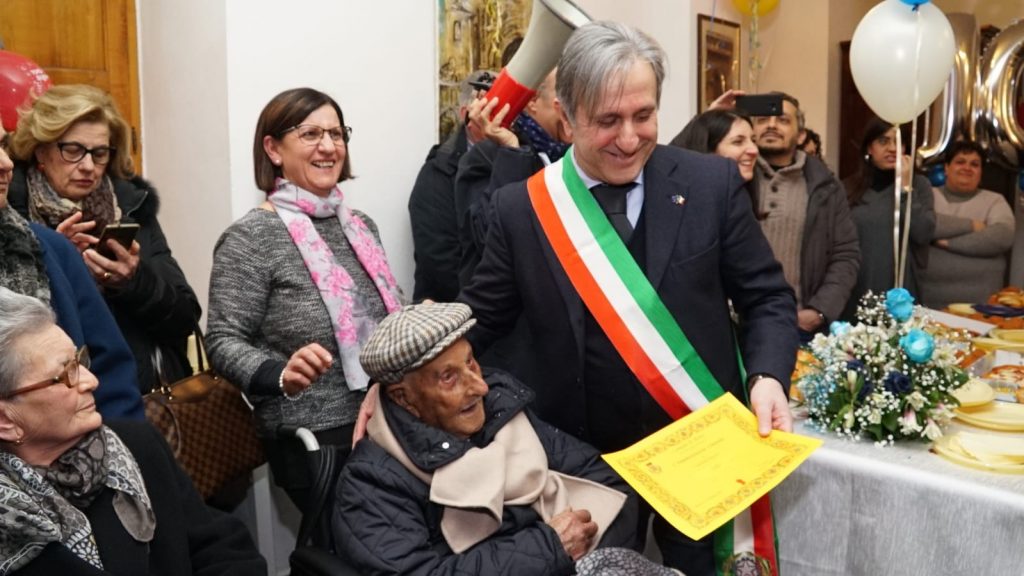 100 ANNI – A Mirto una comunità in festa per Salvatore Fidacaro