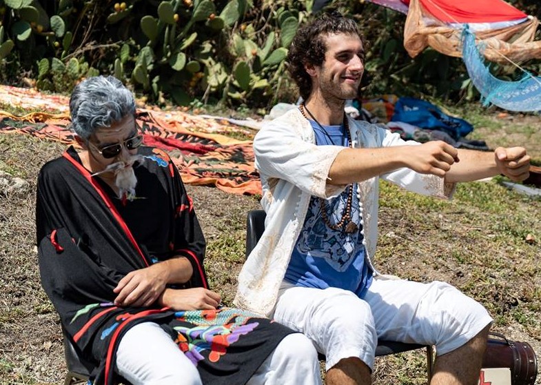 TEATRO – Luna Obliqua in scena “Il Maestro e Bacchisio Show”