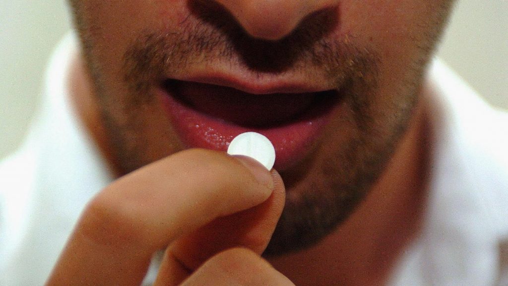 PILLOLO – Ok per il primo test. L’anticoncezionale maschile presenta pochi effetti collaterali