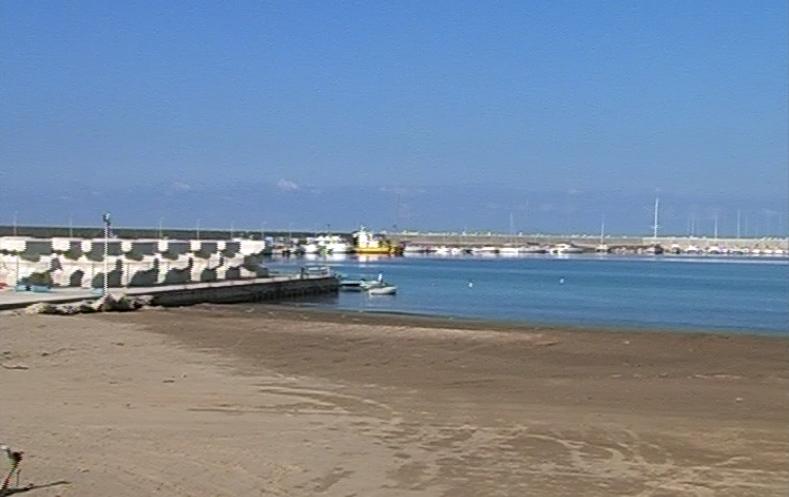 DIVIETI – Quello di Balneazione a Sant’Agata M.llo a Vallonello, nell’area portuale e torrente Inganno