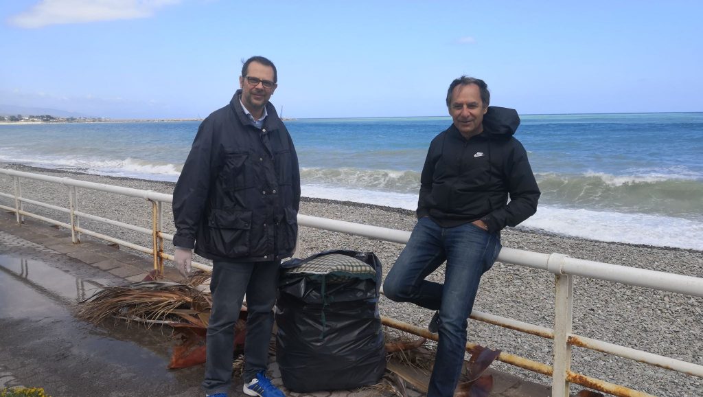 PULIAMO LA SPIAGGIA – A Sant’Agata M.llo l’iniziativa dell’amministrazione comunale