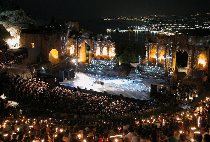 TEATRO GRECO DI TAORMINA – Gli spettacoli di quest’anno