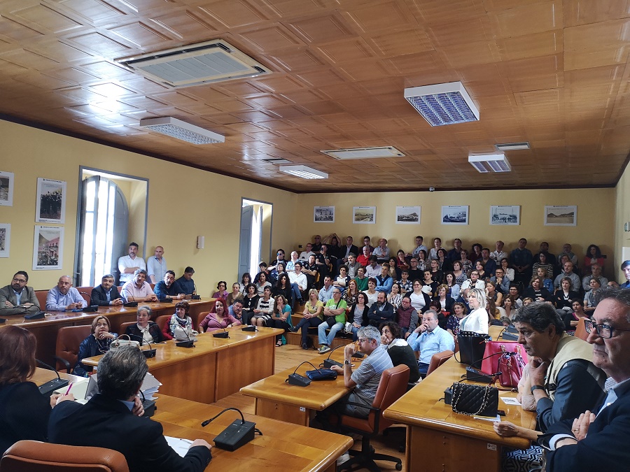 CAPO D’ORLANDO – Conclusa la stabilizzazione: firmati 135 contratti a tempo indeterminato