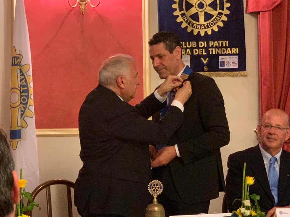 ROTARY CLUB – Al “Patti Terra del Tindari”, il “Passaggio della Campana” è dedicato a Nino Armenio