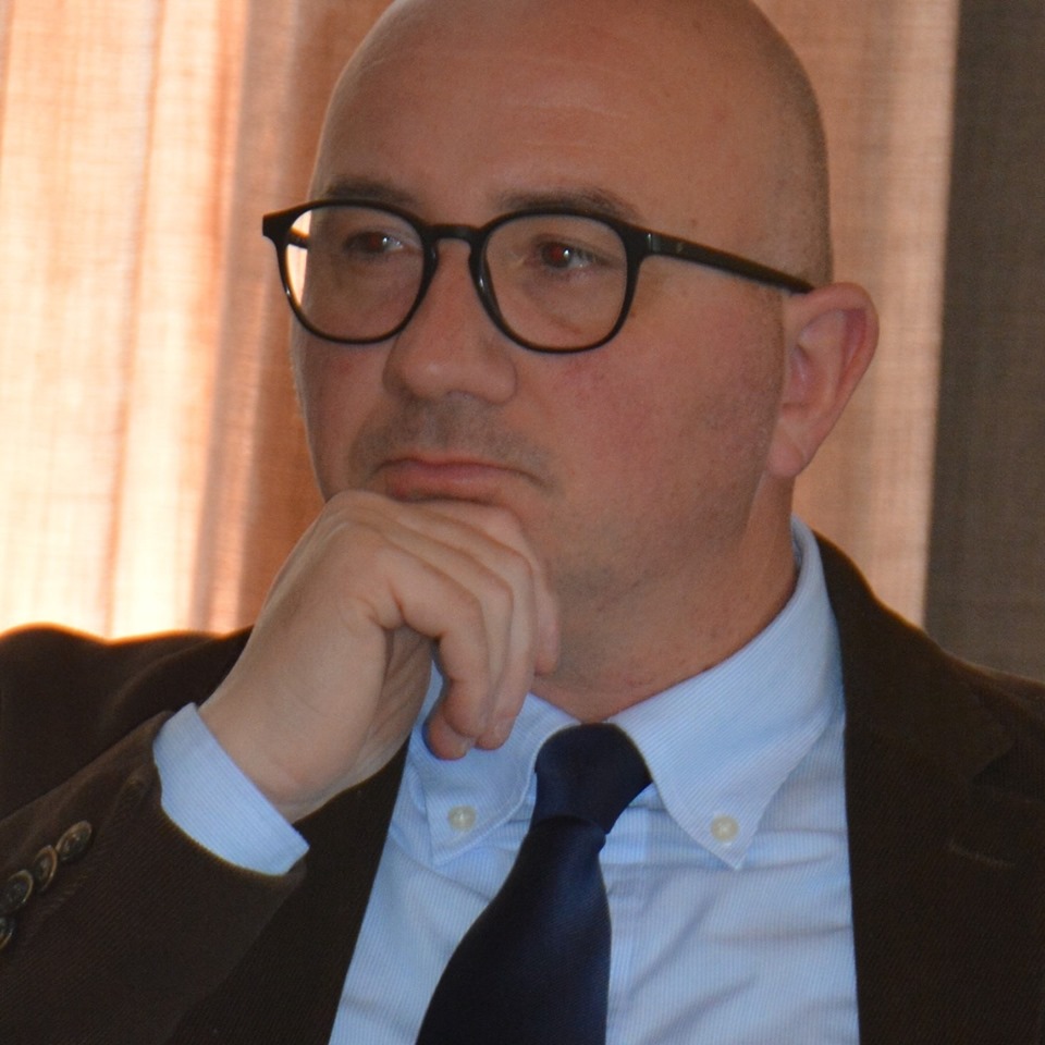 VILLA PICCOLO – È veramente irredimibile la Sicilia? Se ne parlerà sabato con Fabrizio Fonte