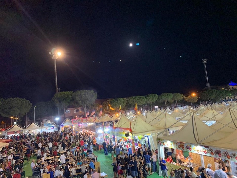 PIENONE – Il grande successo di pubblico all’Expo di Oliveri per Ferragosto