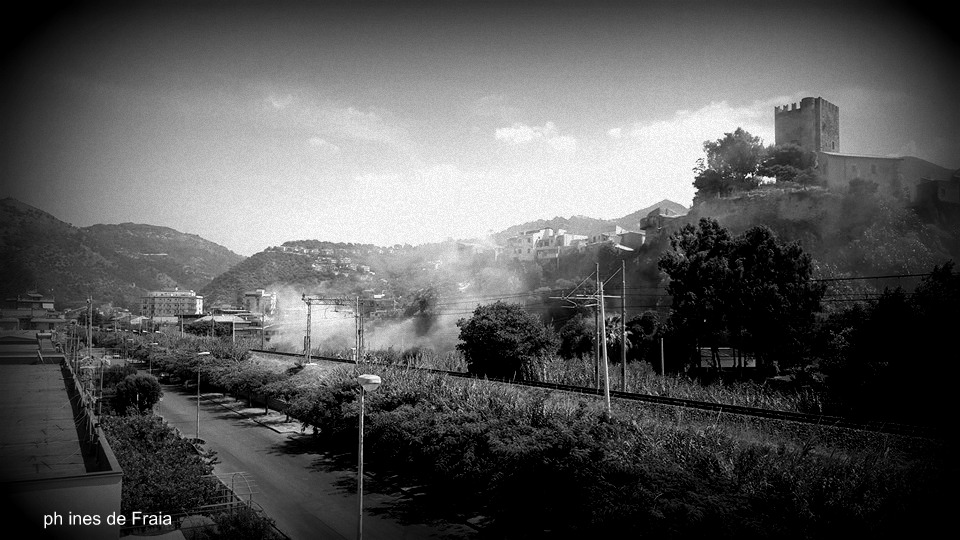 BROLO – Bruciano sterpaglie, ma “scappa” l’incendio. L’intervento risolutivo della Protezione Civile