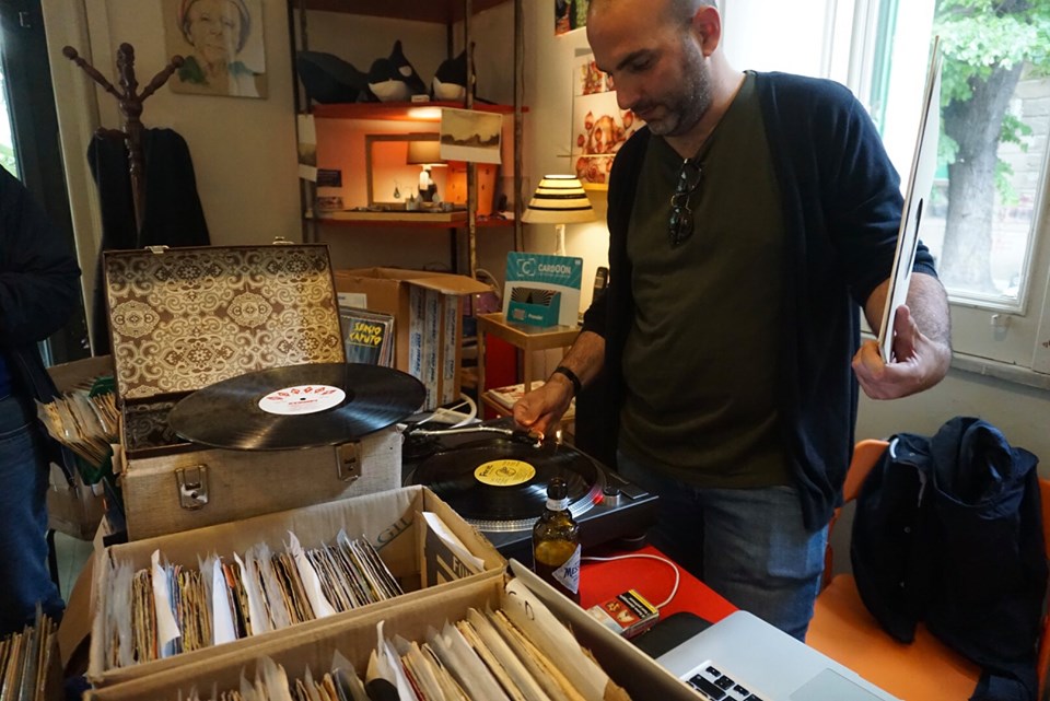 MUSICANDO – Tutto pronto per “Alta Fedeltà” il primo mercatino del vinile di Messina