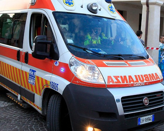 SANT’AGATA MILITELLO – Ha un malore in spiaggia, subito soccorso dal 118