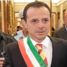 MESSINA – Domani scuole chiuse