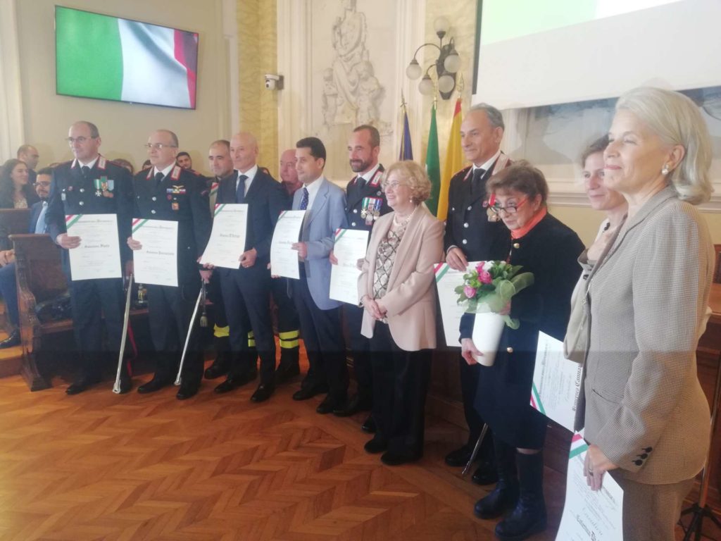 MESSINA – Cerimonia di consegna delle onorificenze al merito della Repubblica Italiana