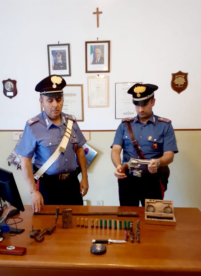 CARONIA – Armi artigianali, ieri due le denuncie