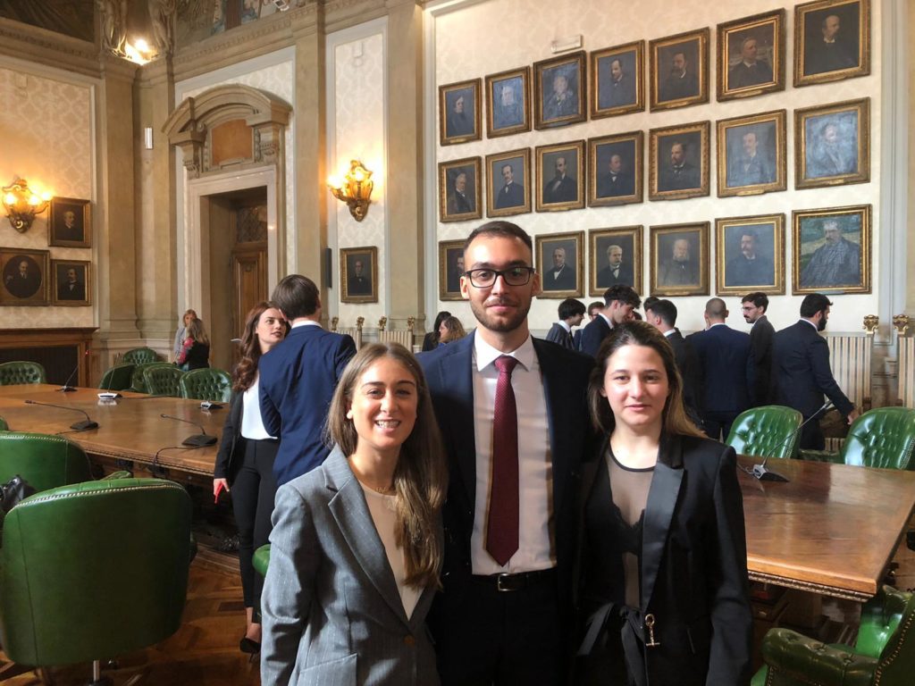 ALESSANDRA RUNDO – Lei è di Sant’Agata Militello ed è, dopo 30anni, la prima siciliana eletta al Consiglio Nazionale degli Studenti Universitari