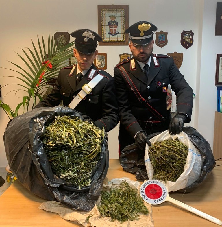 SAN FRATELLO – Nascondeva 7kg di marijuana. Arrestato 54enne