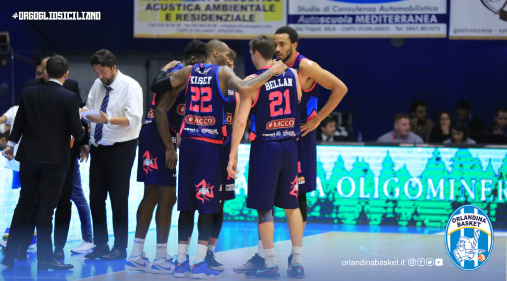 BASKET – L’Orlandina tiene testa alla capolista Casale, ma viene sconfitta