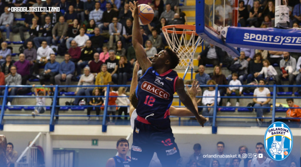 BASKET – Una rediviva Orlandina Basket sconfitta solo nel finale da Tortona