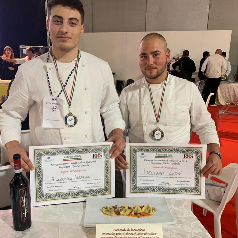 ALBERGHIERO BROLO – Tra “orientamento” e premiazioni. Le attestazione per una buona scuola