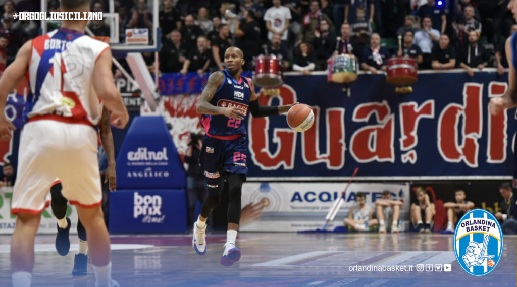 BASKET – L’Orlandina non completa la rimonta, vince la capolista Biella