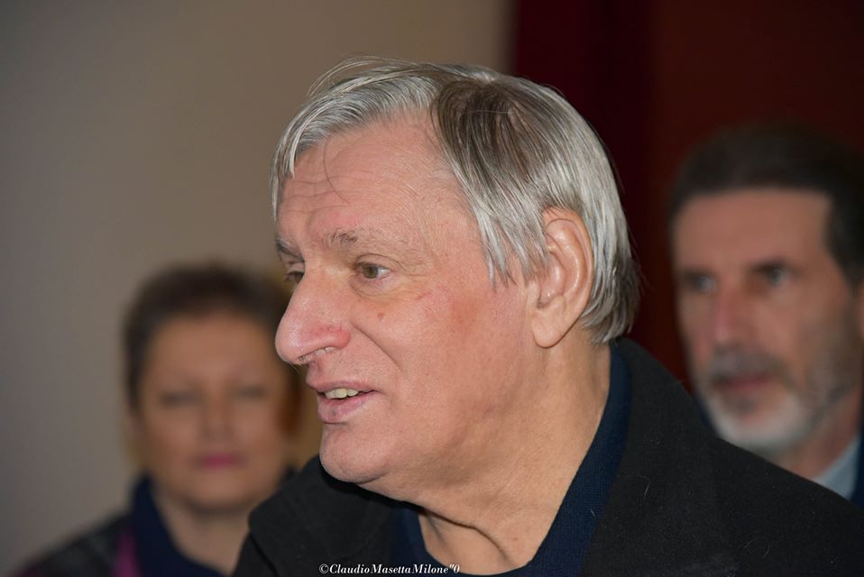 SANT’AGATA MILITELLO – Don Ciotti al CineTeatro Aurora con gli studenti santagatesi