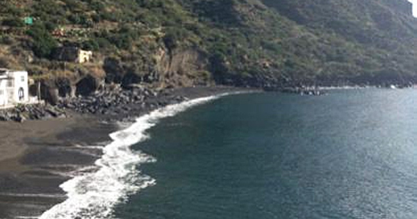 SALINA – Finanziato il progetto per il recupero della spiaggia di Rinella