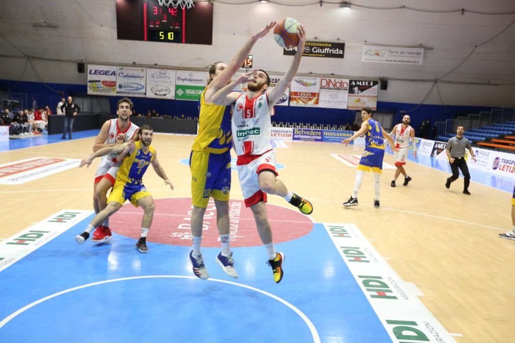 IRRITEC CAPO D’ORLANDO – Piombino super. Sesta sconfitta consecutiva per la Costa