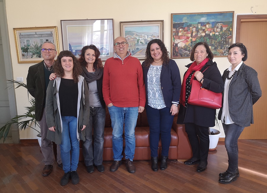 CAPO D’ORLANDO – Destinazione ex scalo merci: il Sindaco incontra le associazioni