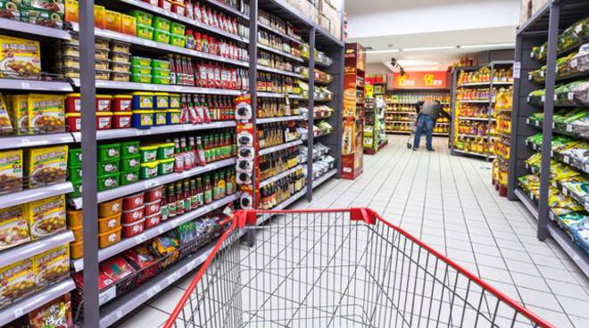 CORONAVIRUS – Positivo va a fare spesa al supermercato