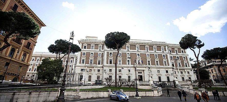FAKE NEWS CORONAVIRUS – L’appello della Polizia di Stato: ATTENZIONE ALLE BUFALE