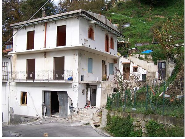DISSESTO IDROGEOLOGICO – A Castell’Umberto si consolida contrada Sfaranda