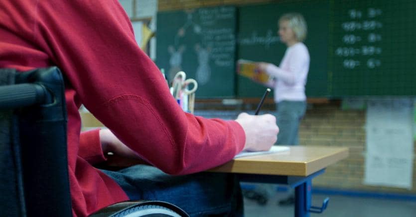 STUDENTI DISABILI – De Domenico: anche in Sicilia niente tassa regionale per il diritto allo studio