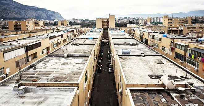 SOLIDARIETA’ – Dopo le minacce al giornalista Salvo Palazzolo. Anche quella di Scomunicando