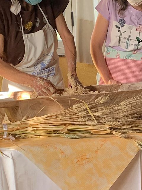 GRANI ANTICHI – Ad Alcari Li Fusi due giorni intensi dove si è parlato di Natura e mangiar bene